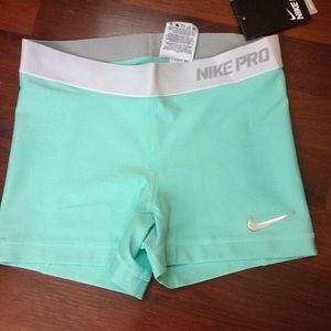 ‼️IN SEARCH OF‼️ Please Help Me Find These 💎⚓️🐬